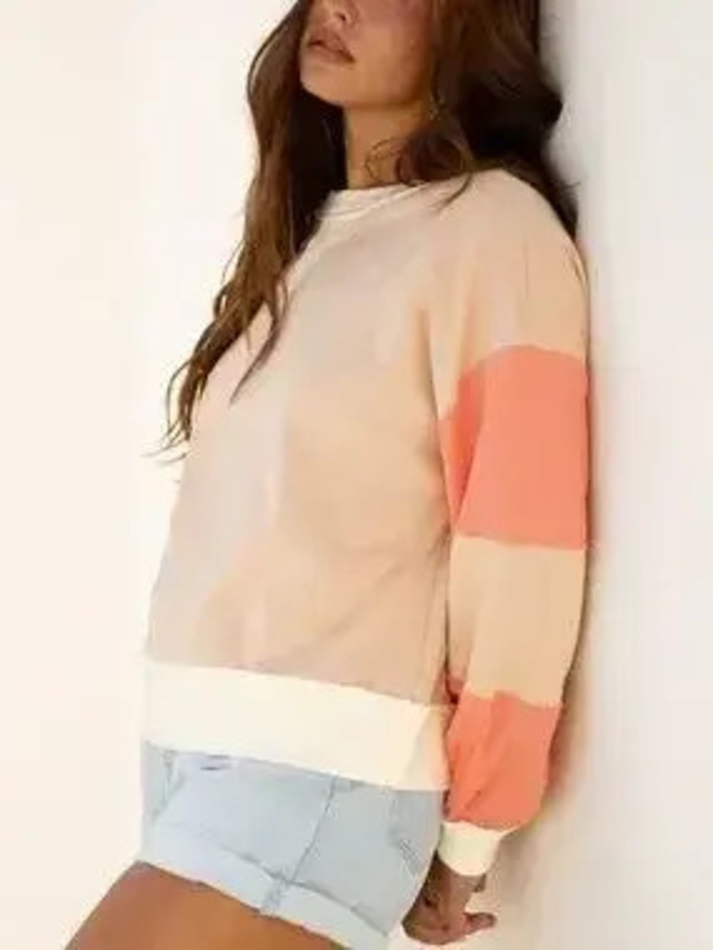 Color Block Textured Patchwork Pullover Sweatshirt - Picture 2 of 10